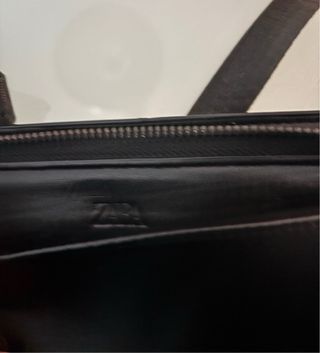 Portafoglio tracolla Zara ecopelle nero