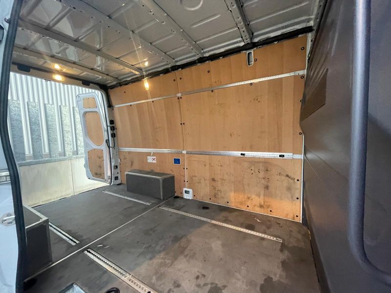 Mercedes-Benz Sprinter 2023, foto 8