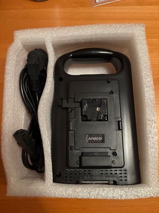 Cargador Batería Andoer V, Doble canal