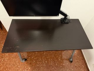 Escritorio IKEA 120x60 con ruedas