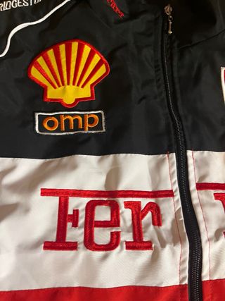 Chaqueta Ferrari Talla M Bordada
