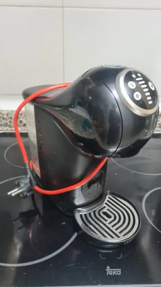 Cafetera Dolce Gusto Negra