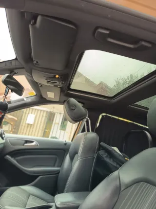 Mercedes Benz B180 2012. No cambios.