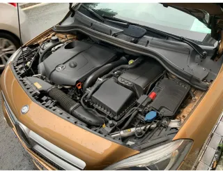 Mercedes Benz B180 2012. No cambios.