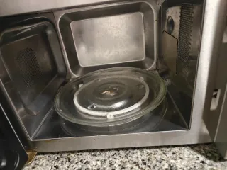 Microondas Taurus Luxus 20L