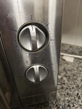 Microondas Taurus Luxus 20L