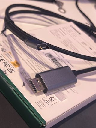 Cable UGREEN USB-C a DisplayPort 8K