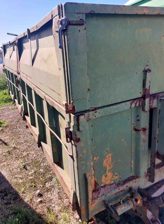 Remolque basculante 2 ejes 5.000 Kgs.