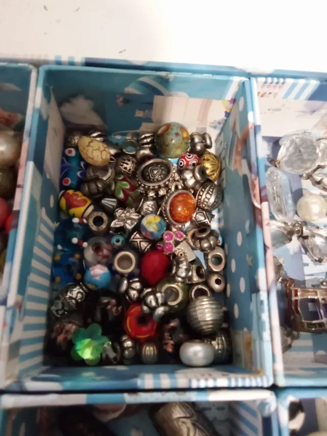 Conti per braccialetti e bijoux