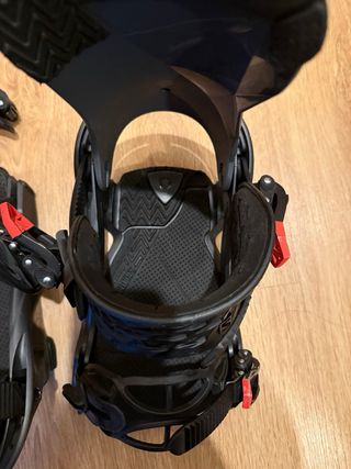 Botas snow Burton y fijaciones Salomón.