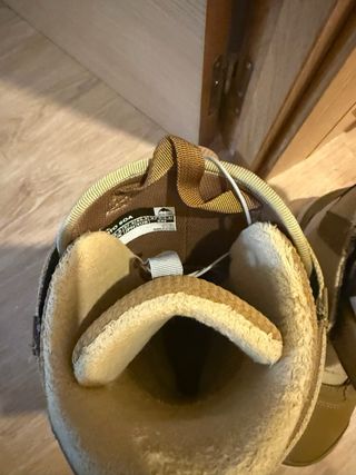 Botas snow Burton y fijaciones Salomón.