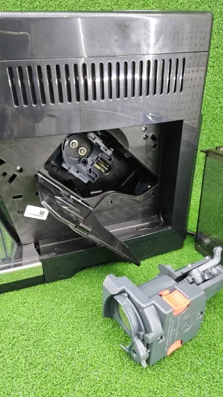 Cafetera De'Longhi Dinamica Plus ECAM370.70.B