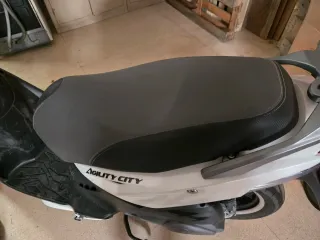 Moto Kymco en perfecto estado