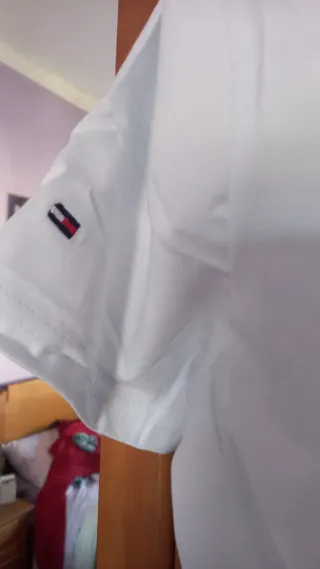 T-shirt Tommy Hilfiger Branca Tamanho M Nova