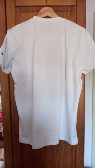 T-shirt Tommy Hilfiger Branca Tamanho M Nova