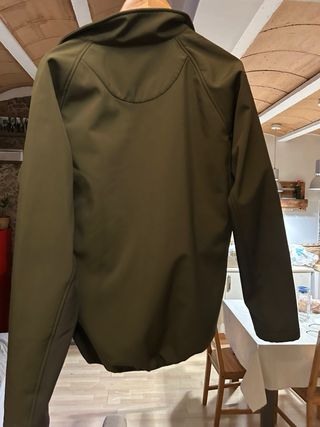 Chaqueta HART Talla L Verde Caza