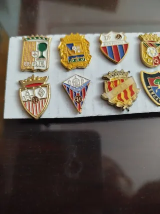 Lote Pins Clubs de fútbol españoles.