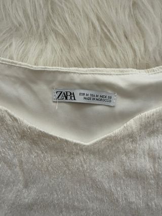 Top Zara mangas plumeti blanco y negro