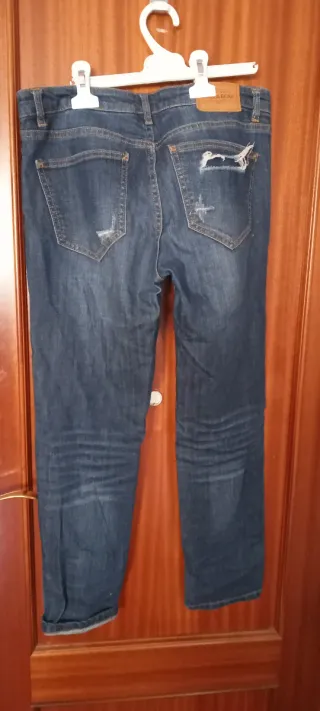 Pantalón vaquero roto Talla 36