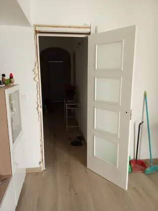 Montaje de puertas de interior