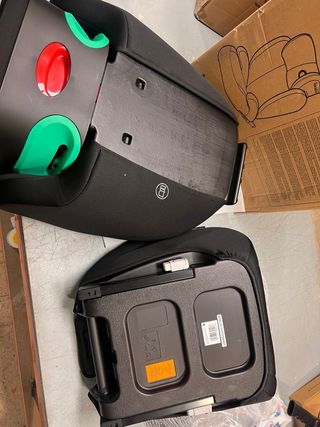 Cadeirinha Auto LIONELO Hugo i-Size