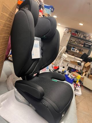 Cadeirinha Auto LIONELO Hugo i-Size