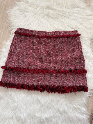 Falda Mango Tweed Roja Flecos