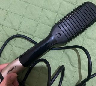 Escova Alisadora Preta