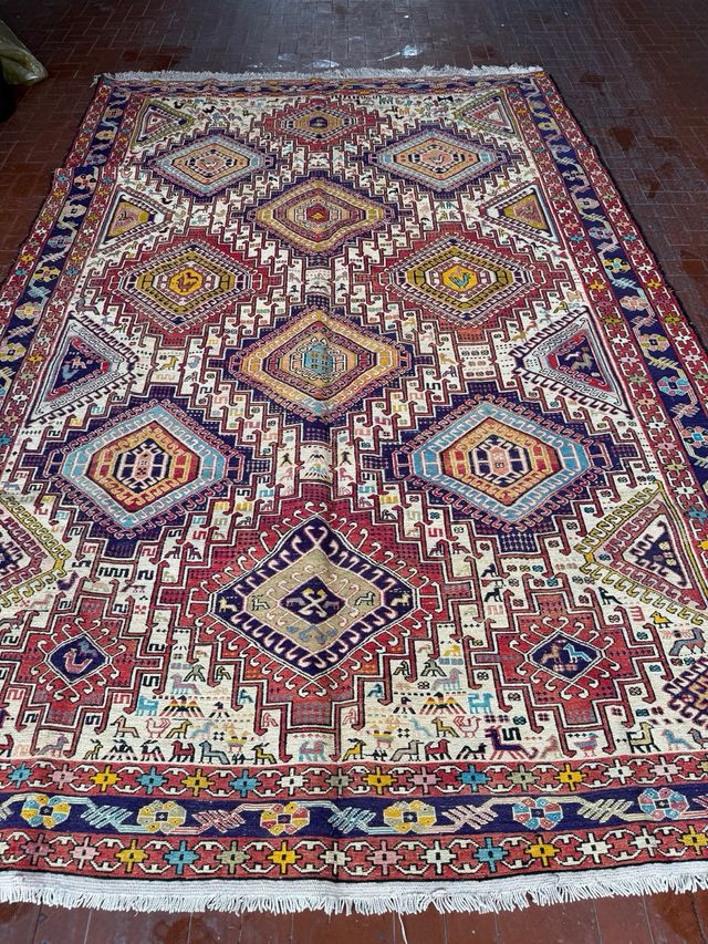 Tappeto Persiano Annodato a Mano in Seta