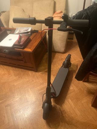 Patinete eléctrico en perfecto estado