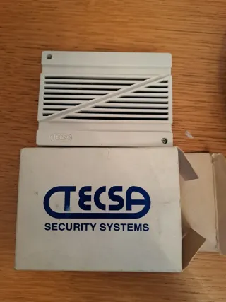 Sirena allarme interna mai usata 12V TECS