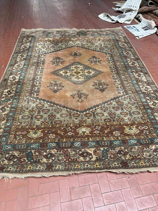 Tappeto Turco Annodato a Mano in Lana