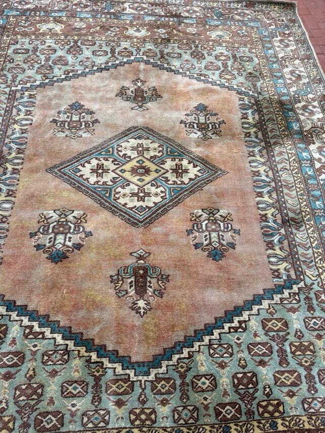 Tappeto Turco Annodato a Mano in Lana