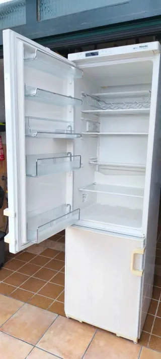 Frigocongelador Miele KF7564 S-1 Tropical