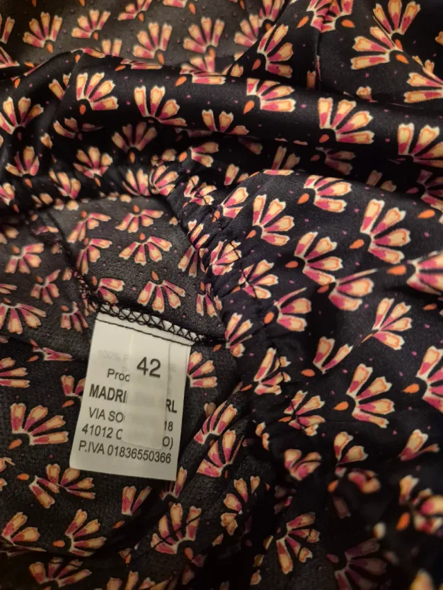 Blusa MADRILENA fantasia floreale