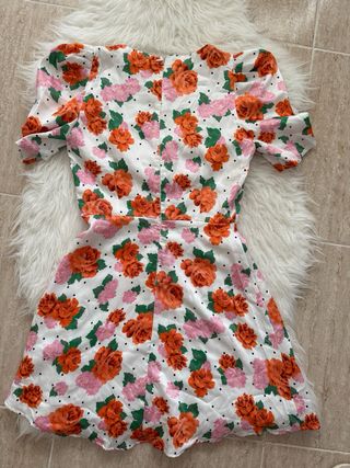 Vestido Zara flores y lunares