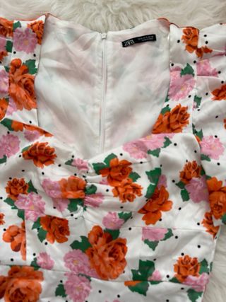 Vestido Zara flores y lunares