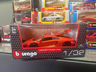 Lamborghini Aventador Coupe Bburago Scala 1/32