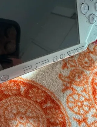 Playstation Portable PSP Slim & Lite Argento