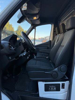 Mercedes-Benz Sprinter L1H1