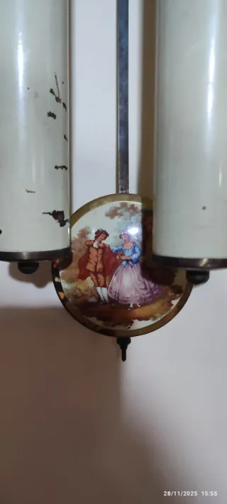 Orologio da parete vintage con pendolo