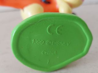 Tigro Disney con cappello laurea