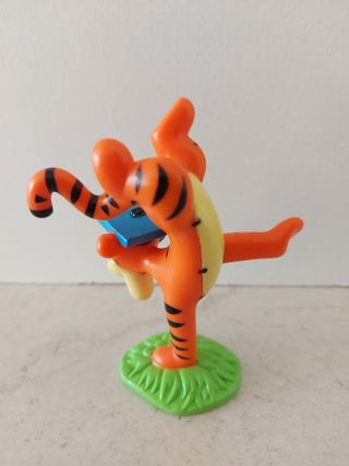 Tigro Disney con cappello laurea