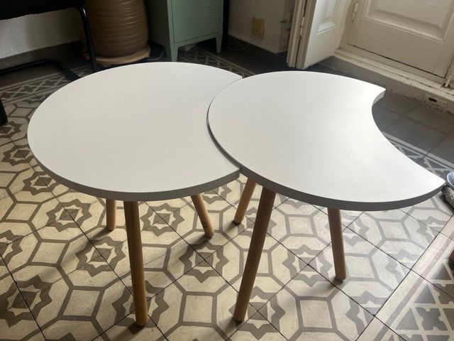 Mesitas auxiliar blanca y madera