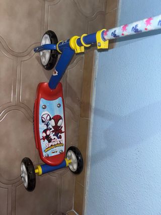 Patinete 3 Ruedas Spiderman