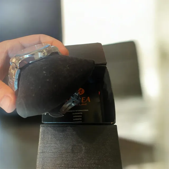 Reloj oyster Negro y Plateado Nuevo