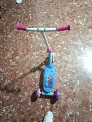 Patinete infantil Frozen 3 ruedas