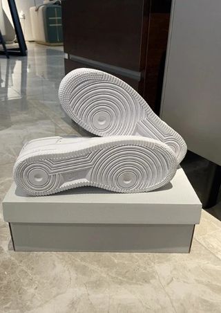 Nike Air Force 1 Low 07 Blancas Talla 43