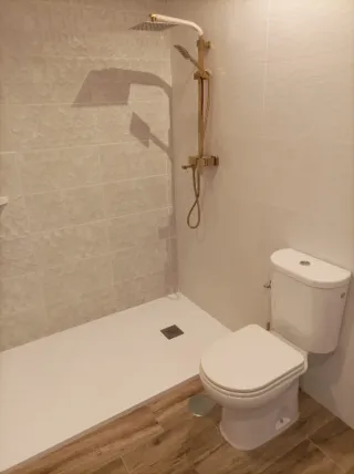 Servicio de albañiles reformas en general,