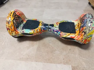 Hoverboard con diseño graffiti... Batería jodida